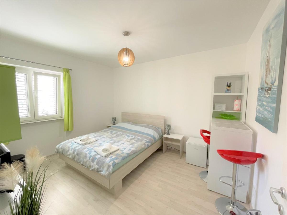 Modern Room Old Town - Zadar Bagian luar foto